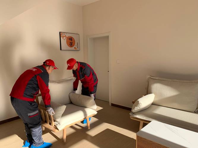 搬家时如何选择靠谱的家政服务？