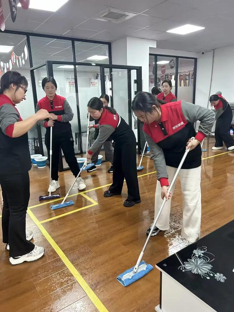 学家政需要具备哪些基本条件和技能？