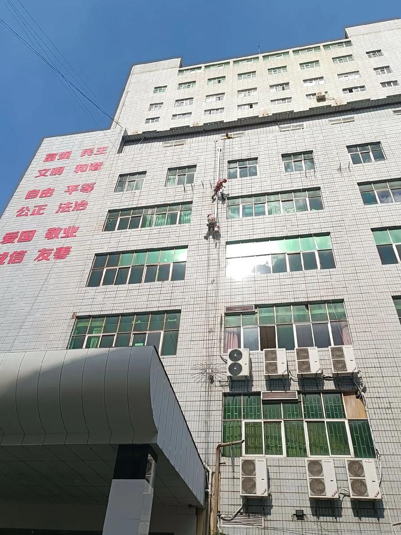 曲靖家政公司哪家好？如何选择靠谱服务？