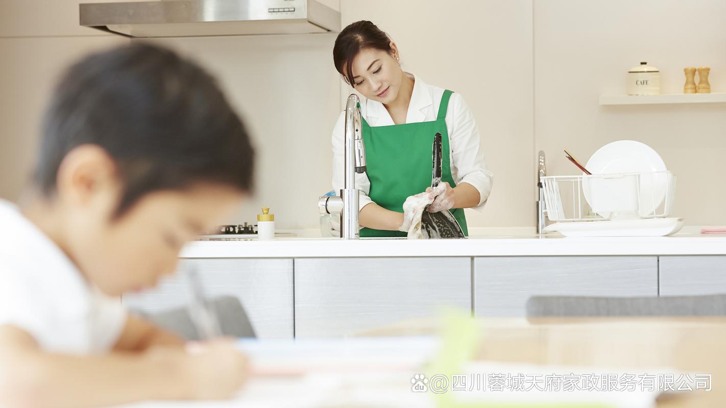 新都家政服务哪家好？口碑推荐指南